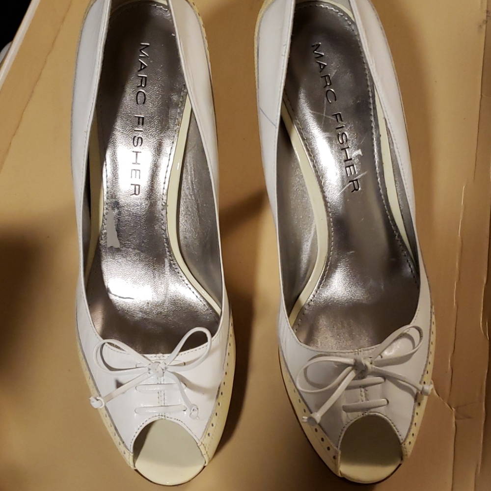 Marc Fisher Pumps